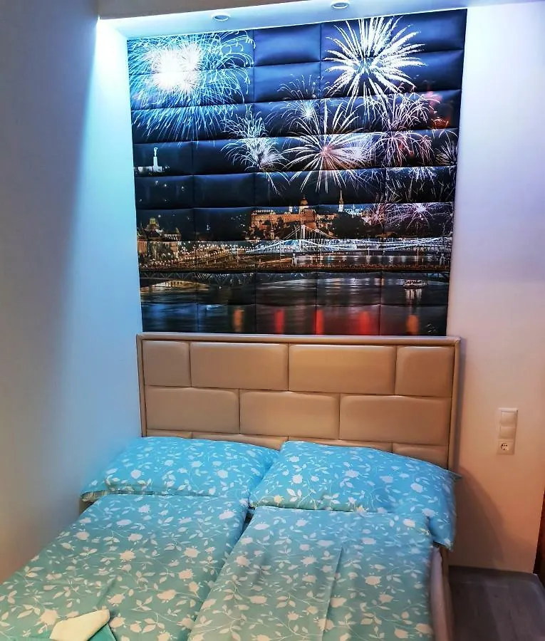 Fireworks Rakoczi Mini Apartment Budapest